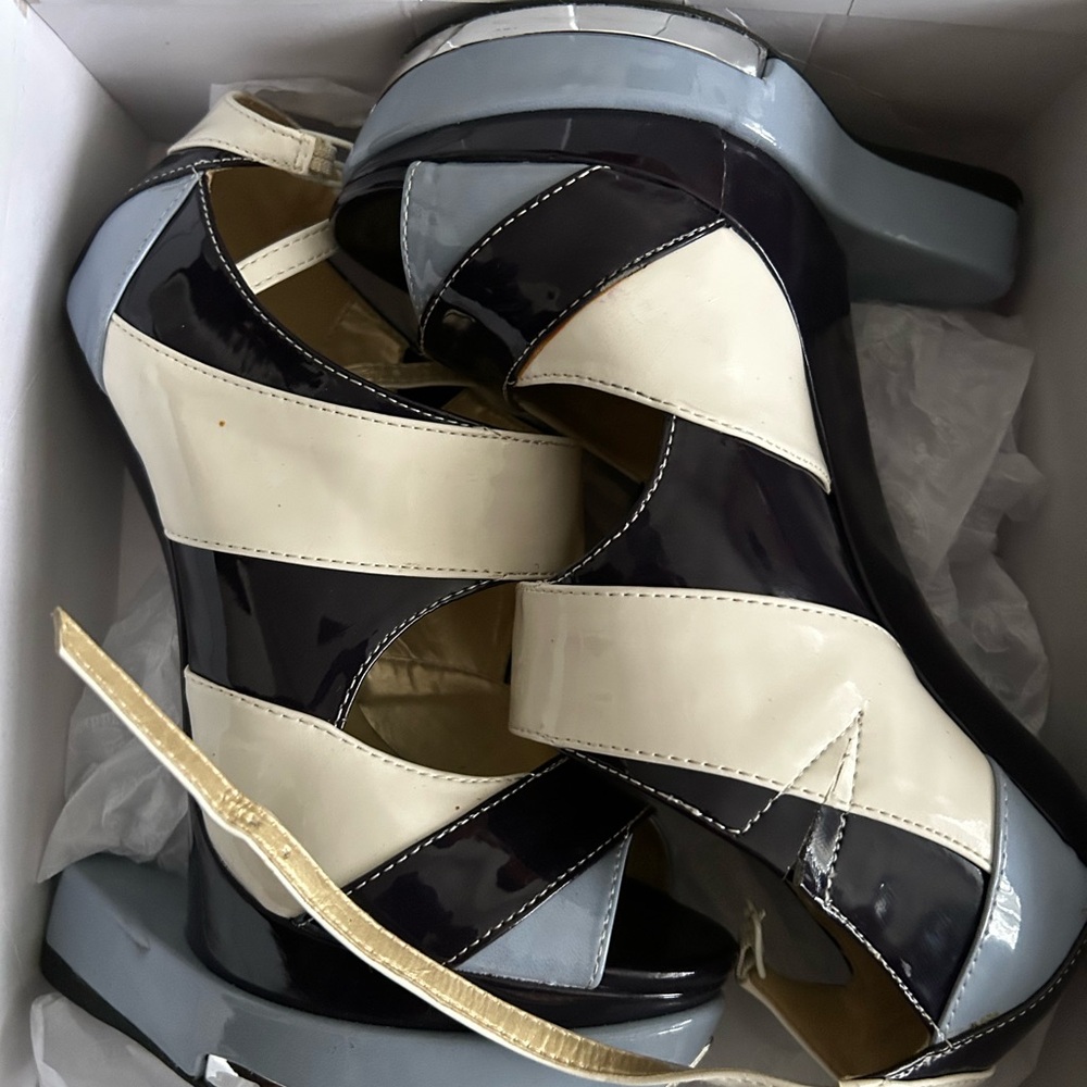 Dark blue & light blue with white wedge heel very sophisticated and very sexy